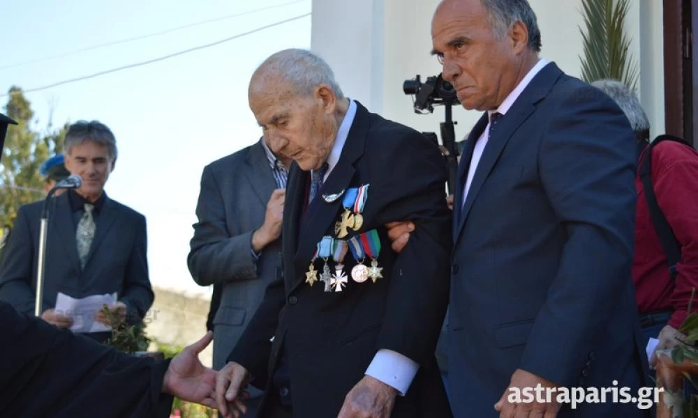 Συγκίνηση στη Χίο: Πέθανε ο ιερολοχίτης ήρωας Γιώργος Καρασούλης